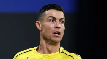 مطاردة أمنية مشددة.. شاب يحرق تمثال رونالدو في ماديرا ويوثق فعلته بفيديو